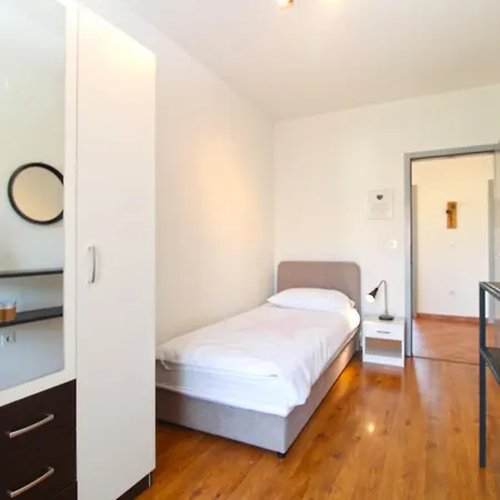 Ferienhaus House Orbanin 1092